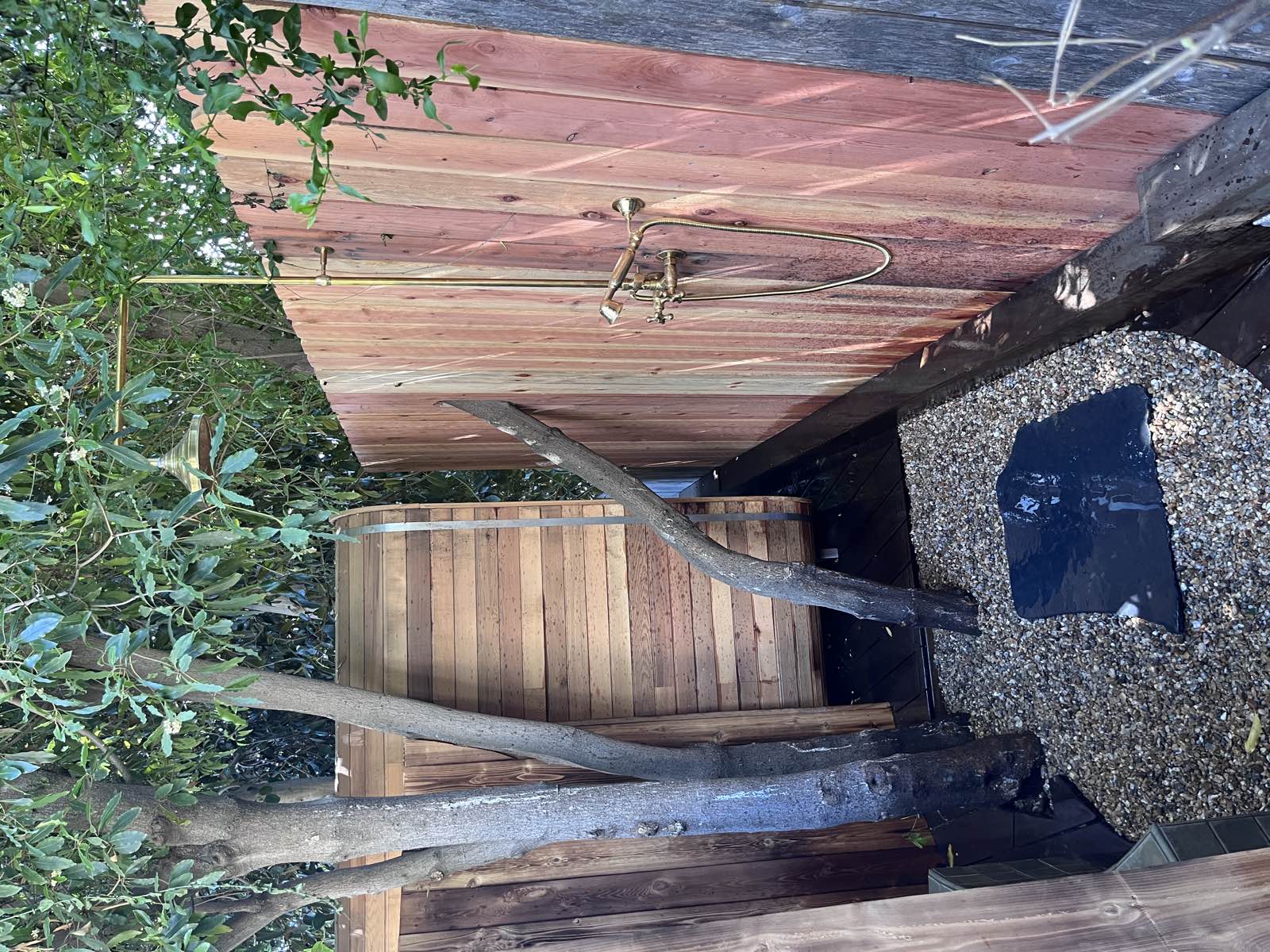 Deck with built-in outdoor shower in Venice